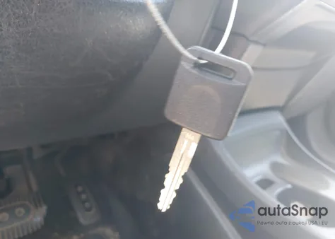 2010 Nissan Versa 1.8S из США, поврежденный, VIN 3N1BC1CP0AL399143